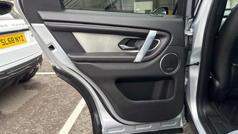 Land Rover Discovery Sport 2.0 D200 R-Dynamic HSE 5dr Auto [5 Seat] Diesel Station Wagon